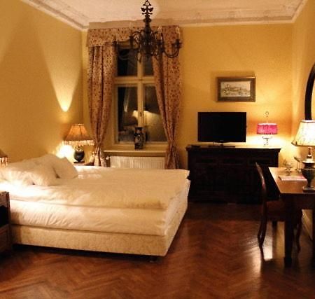 Cracow Apartments 24 Krakow Bagian luar foto