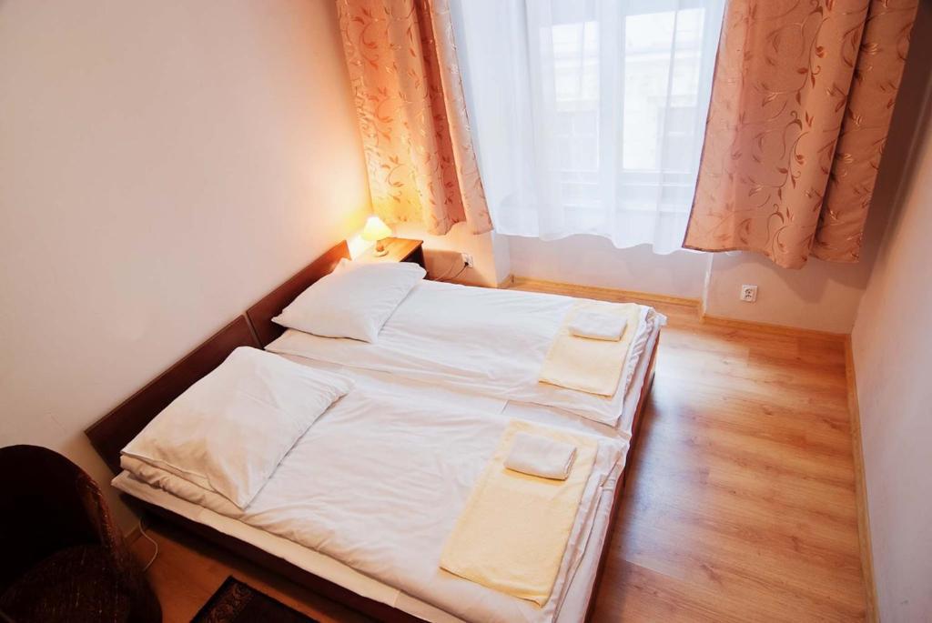 Cracow Apartments 24 Krakow Bagian luar foto